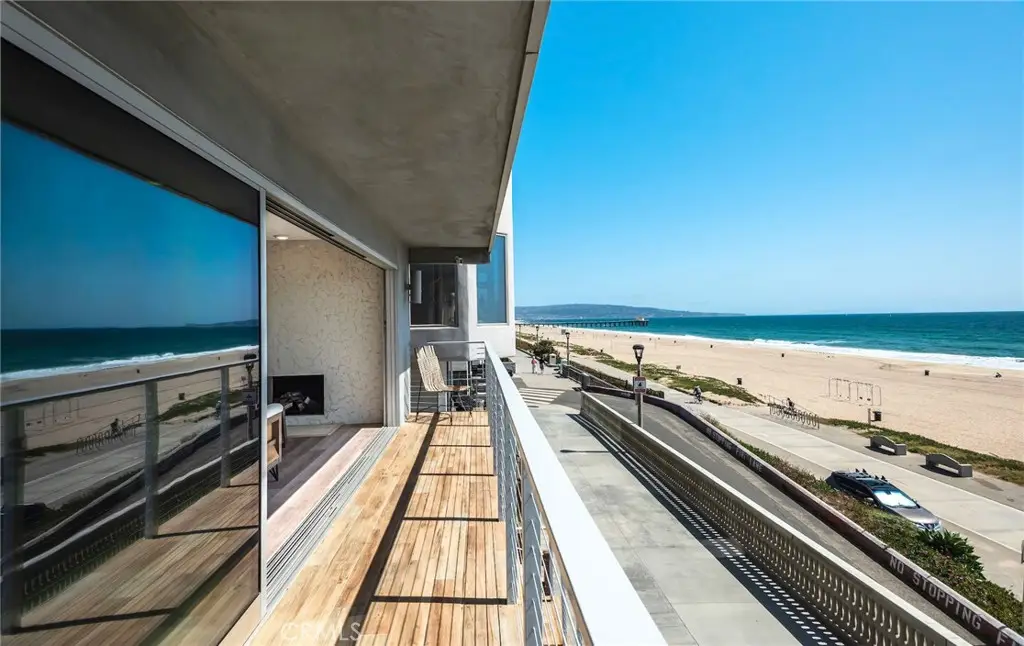 2208 The Strand, Manhattan Beach, CA 90266 - #1
