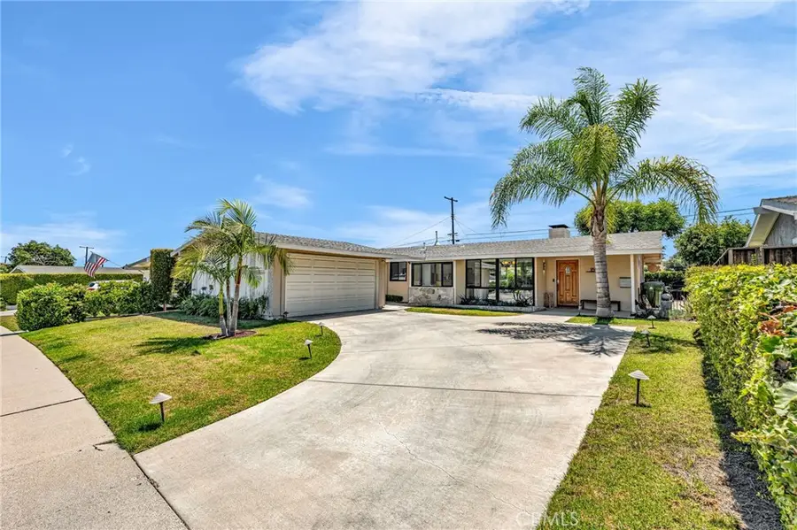 1801 W Chandeleur Drive, San Pedro, CA 90732 - Image #2