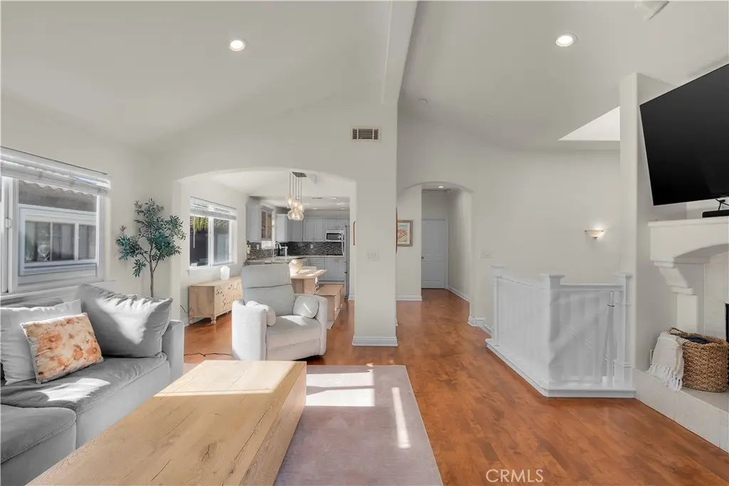 2213 Carnegie Lane #A, Redondo Beach, CA 90278 - Image #1