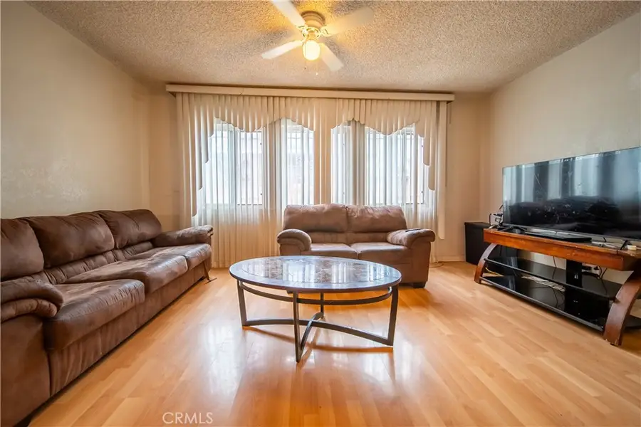 500 S Clymar Avenue, Compton, CA 90220 - Image #3