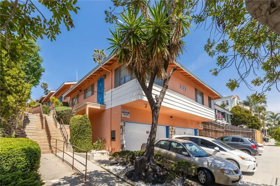 7137 Ramsgate Avenue, Los Angeles, CA 90045 - Image #2