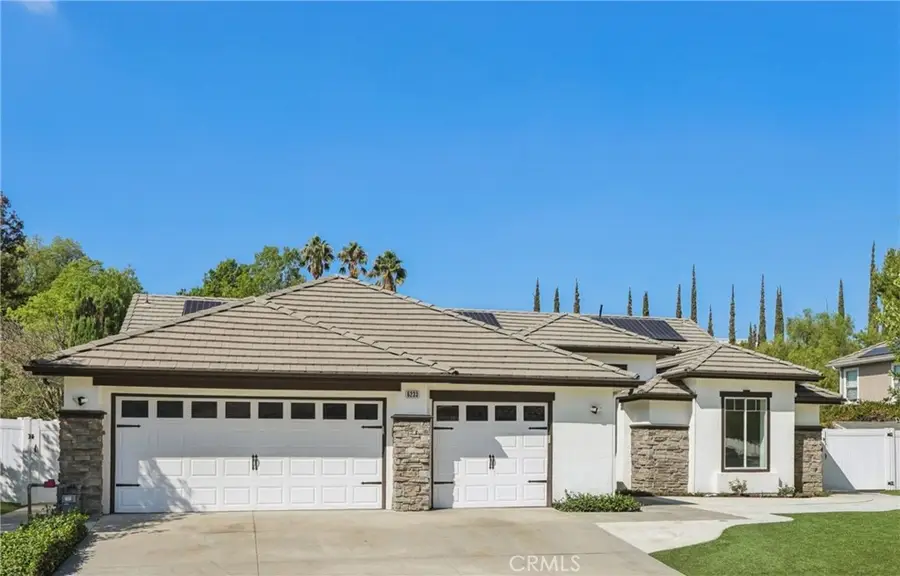 6233 Penfield Avenue, Woodland Hills, CA 91367 - Image #2