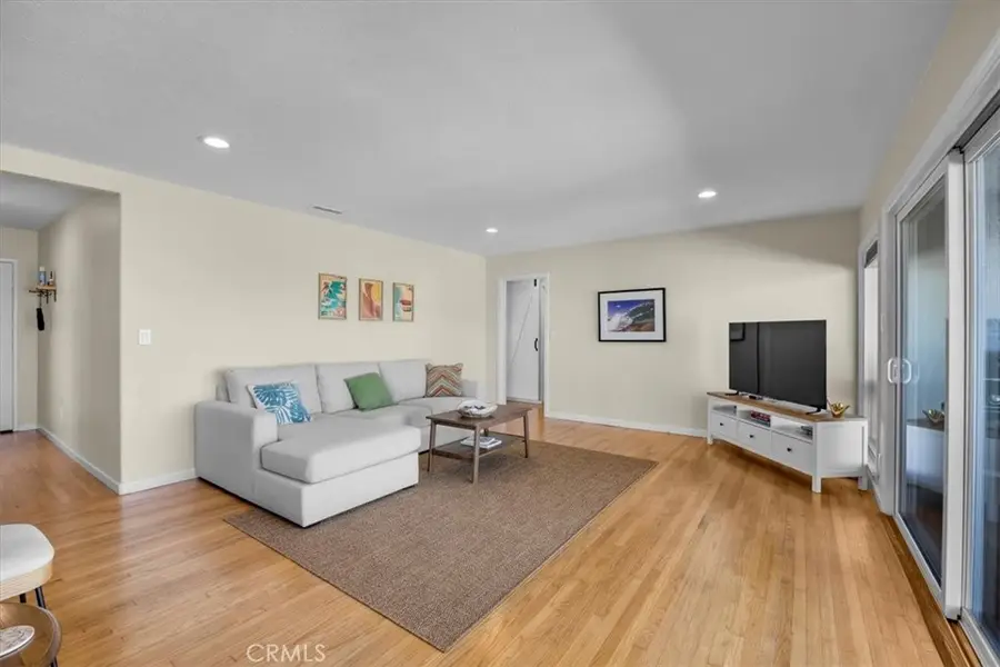 2407 Ripley Avenue, Redondo Beach, CA 90278 - #3