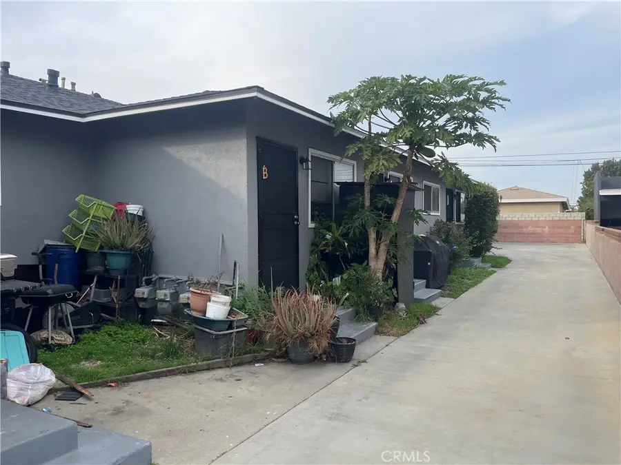 4067 W 142nd Street, Hawthorne, CA 90250 - Image #2
