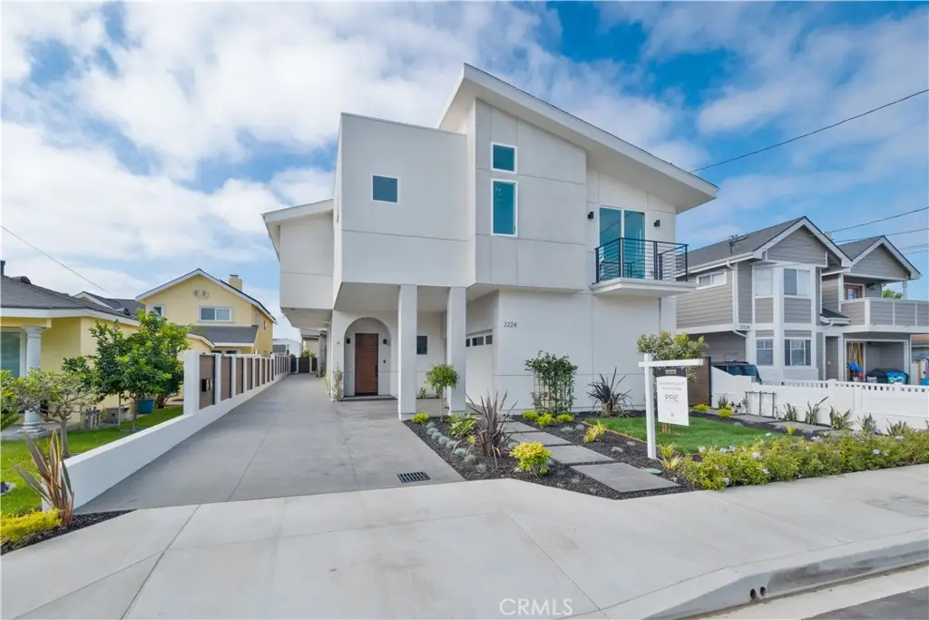 2212 Gates Avenue #A, Redondo Beach, CA 90278 - #1