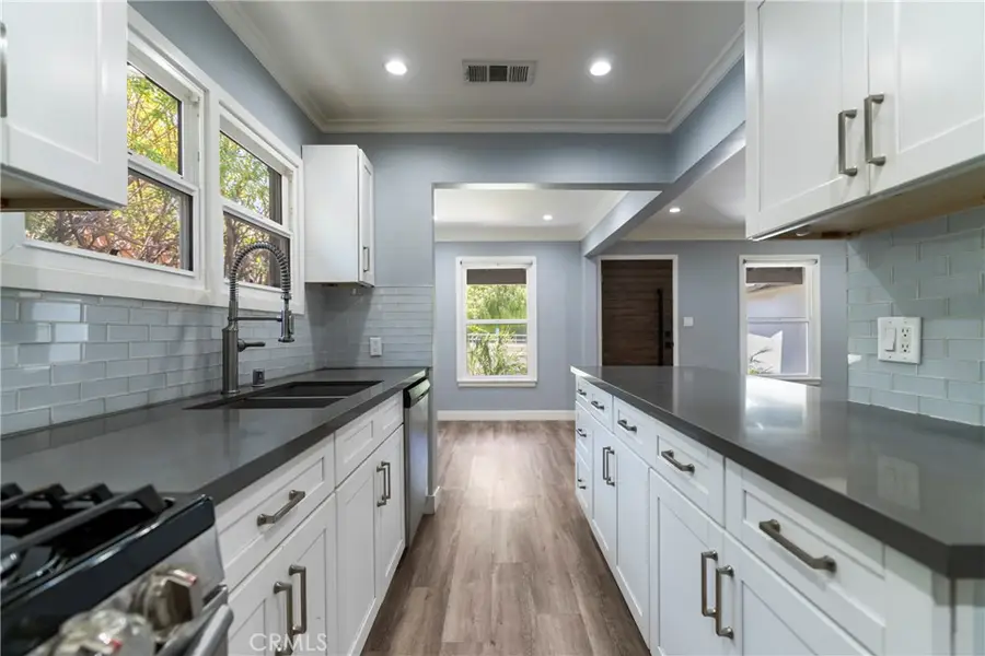 11938 Exposition Boulevard, Los Angeles, CA 90064 - #2