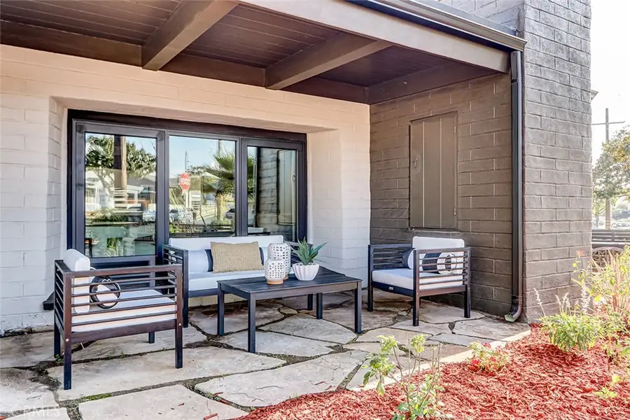 876 Center Street, El Segundo, CA 90245 - Image #3