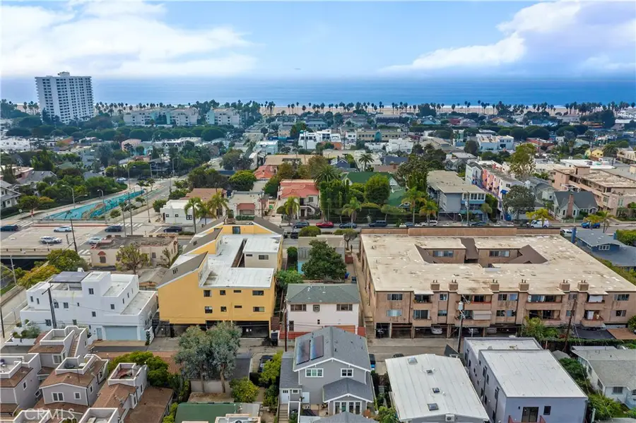 2511 4th Street, Santa Monica, CA 90405 - #3