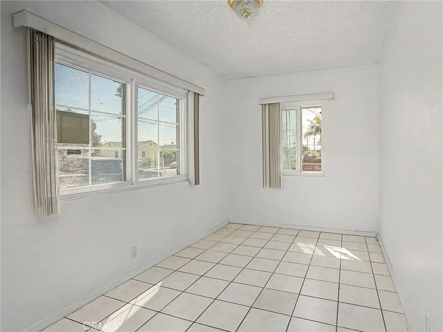 4125 Lennox Boulevard, Inglewood, CA 90304 - #2