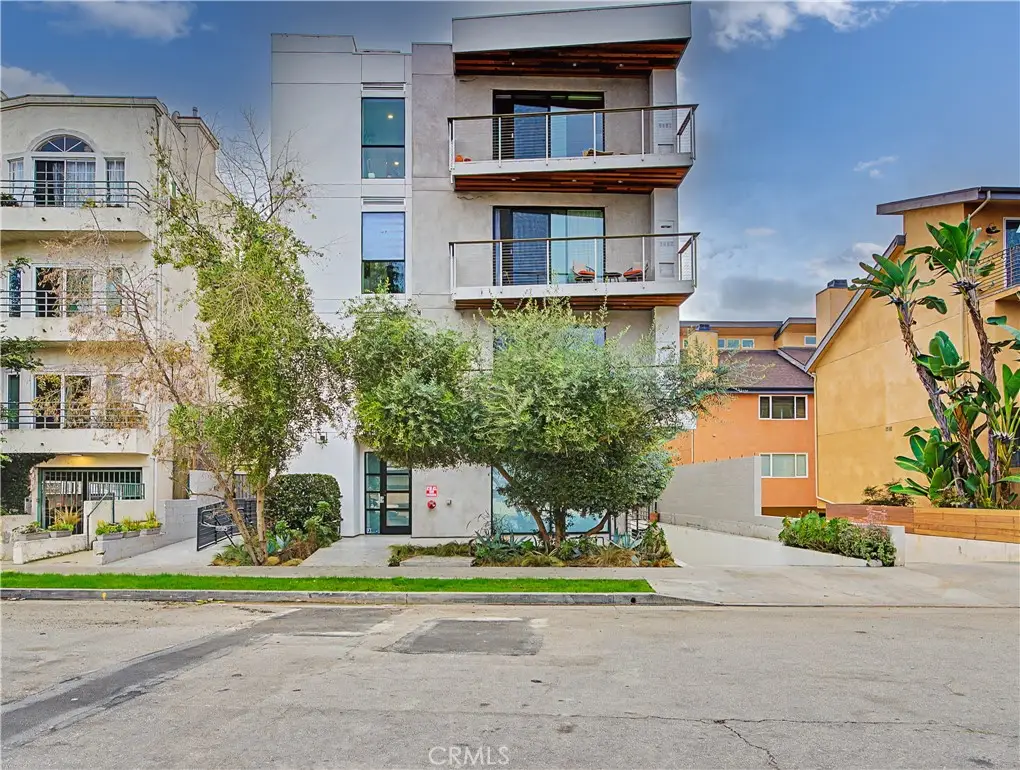 3981 Moore Street #101, Los Angeles, CA 90066 - Image #1