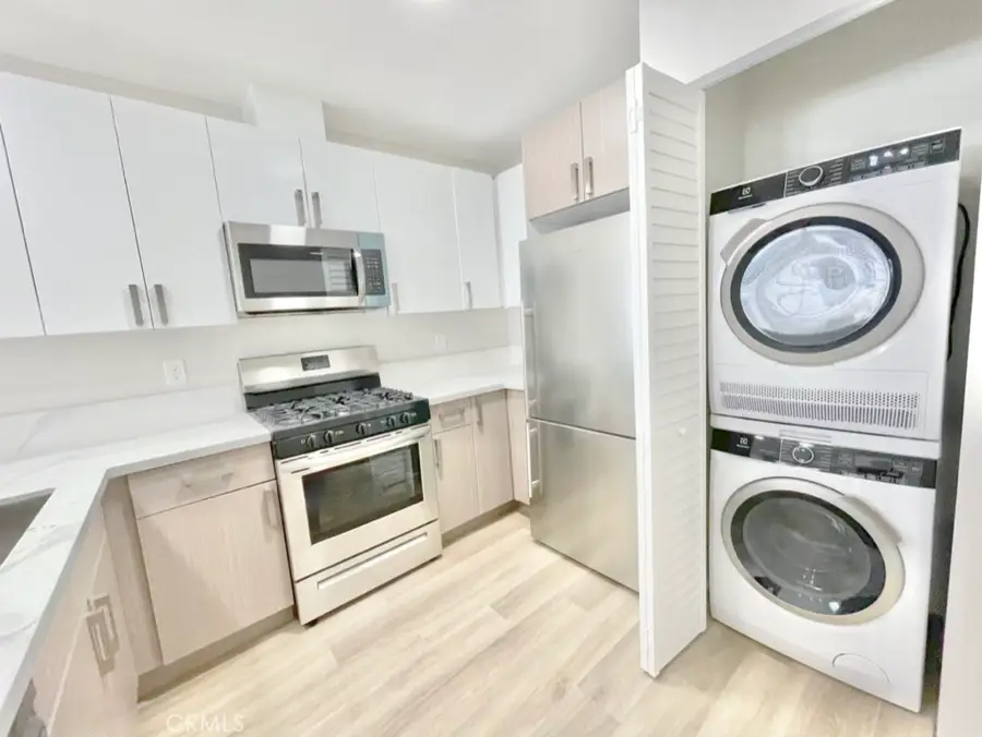 825 Manhattan, Hermosa Beach, CA 90254 - Image #3