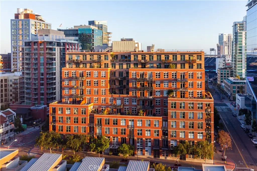 877 Island #302, San Diego, CA 92101 - #1