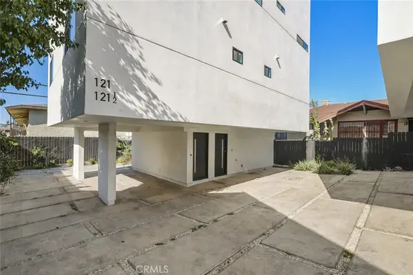 121 1/2 S Coronado Street, Los Angeles, CA 90057