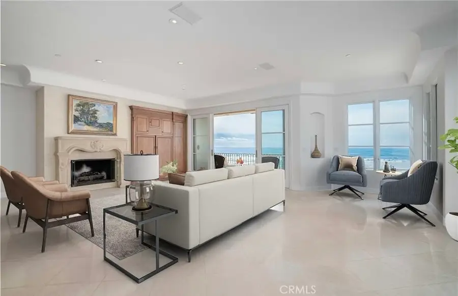 2420 The Strand, Manhattan Beach, CA 90266 - #3