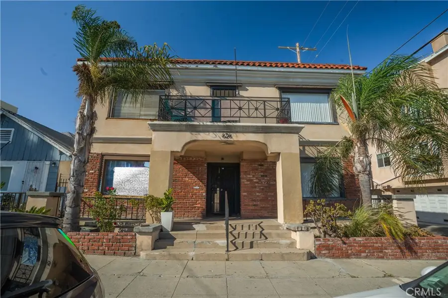626 W 7th, San Pedro, CA 90731 - #2