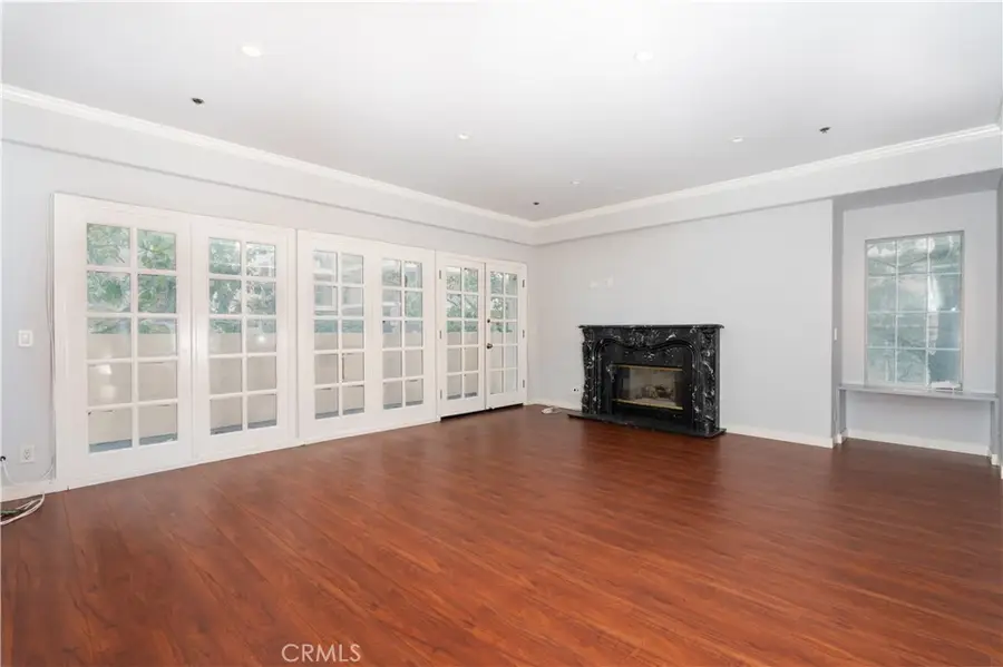 120 S Palm #101, Beverly Hills, CA 90212 - #3