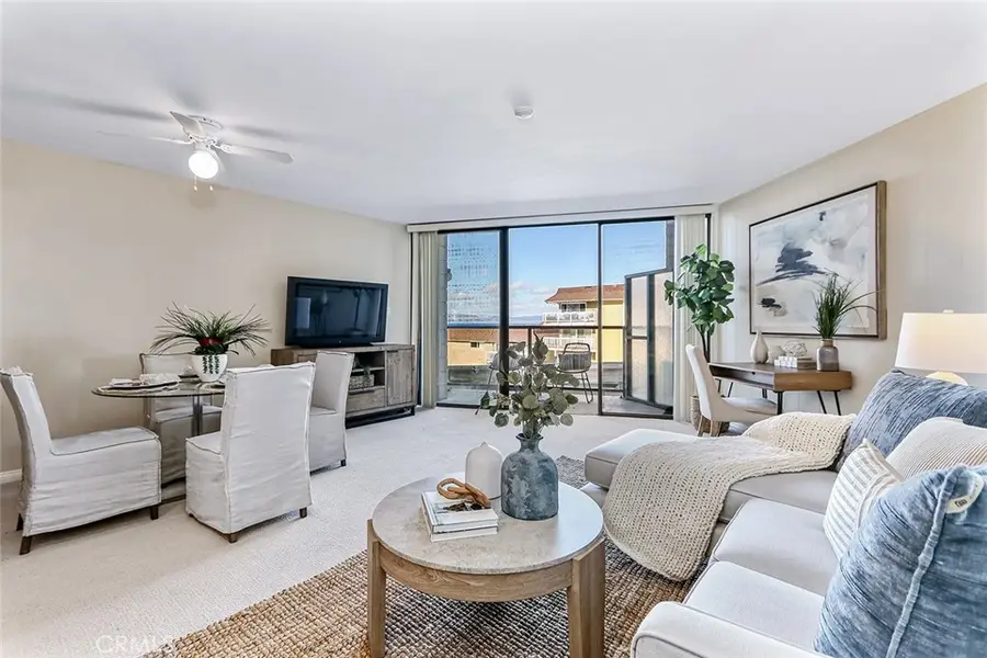 531 Esplanade #303, Redondo Beach, CA 90277 - #2