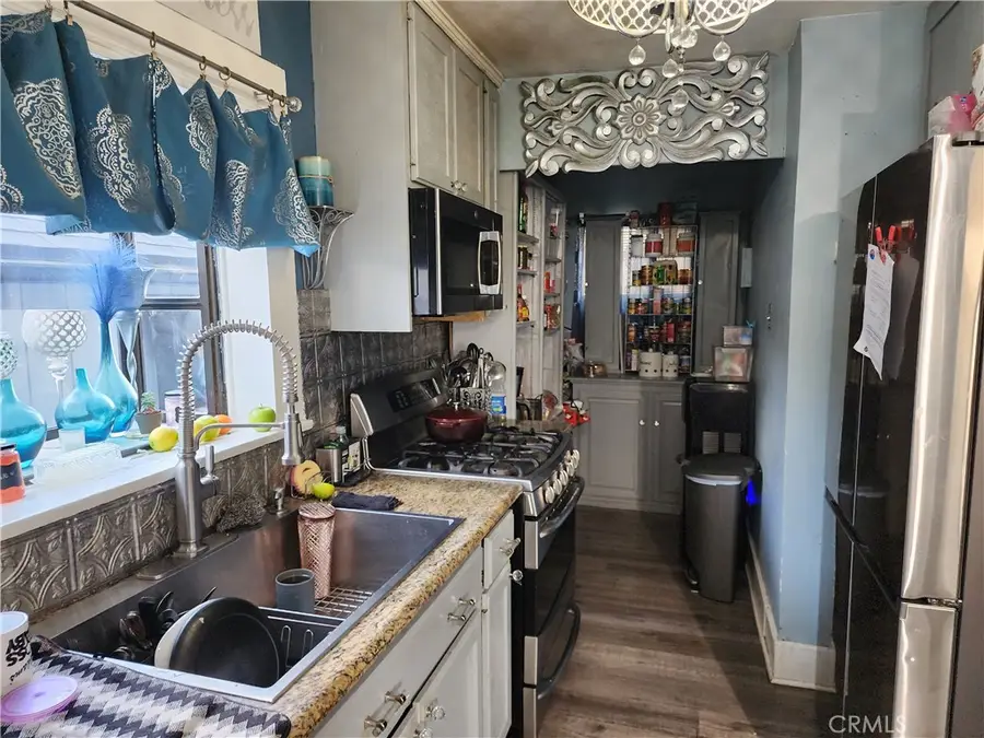 822 W 19th, San Pedro, CA 90731 - #3