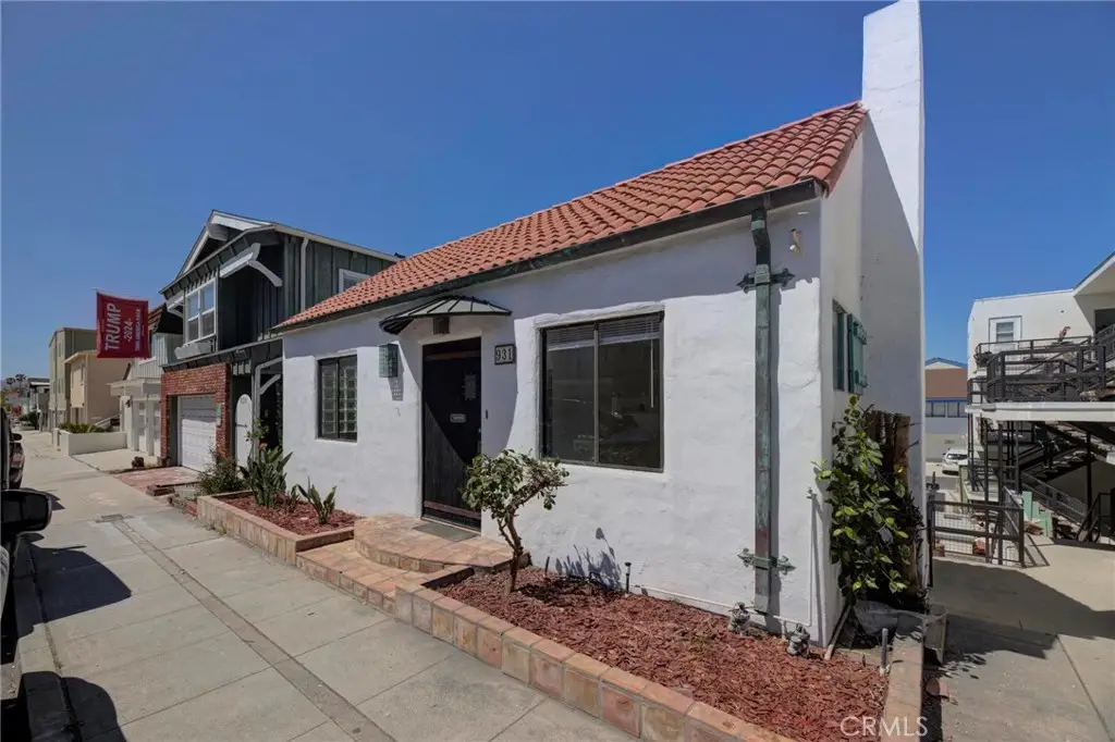 931 Manhattan Avenue, Hermosa Beach, CA 90254 - #1