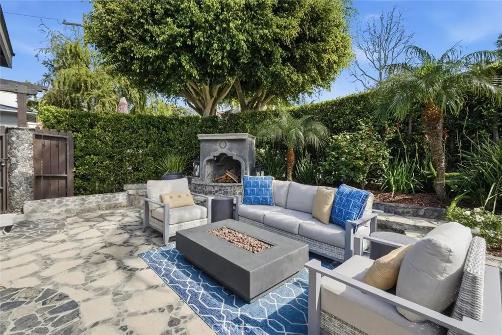 3013 Maple Avenue, Manhattan Beach, CA 90266 - #1