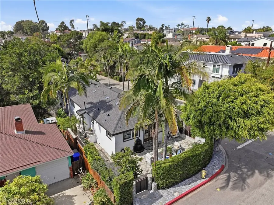 3013 Maple Avenue, Manhattan Beach, CA 90266 - #3