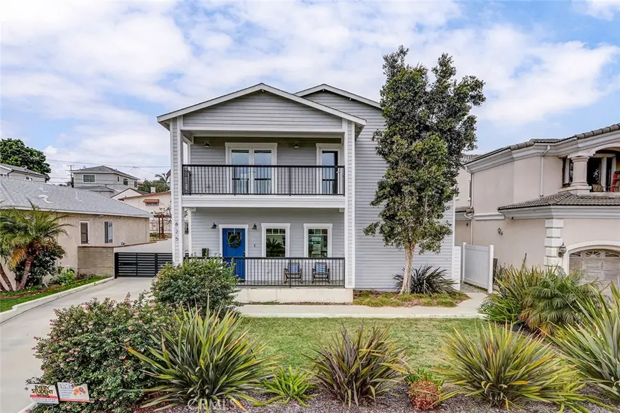 825 Center, El Segundo, CA 90245 - #2