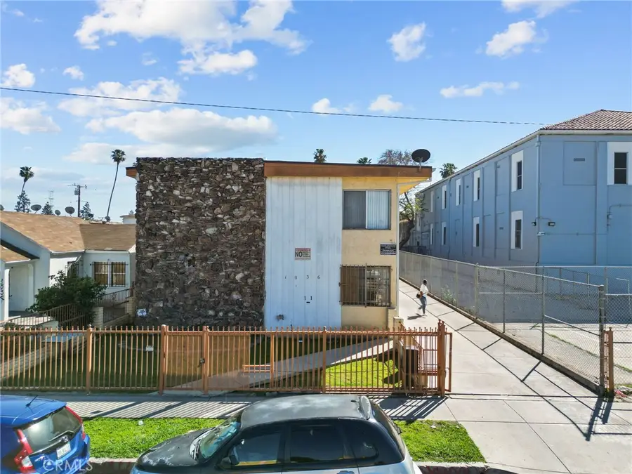 1036 W 95th, Los Angeles, CA 90044 - #2