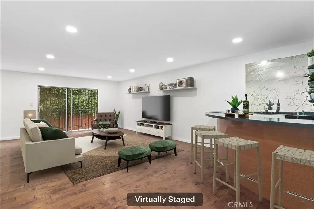 1045 N Kings Road #105, West Hollywood, CA 90069 - #1