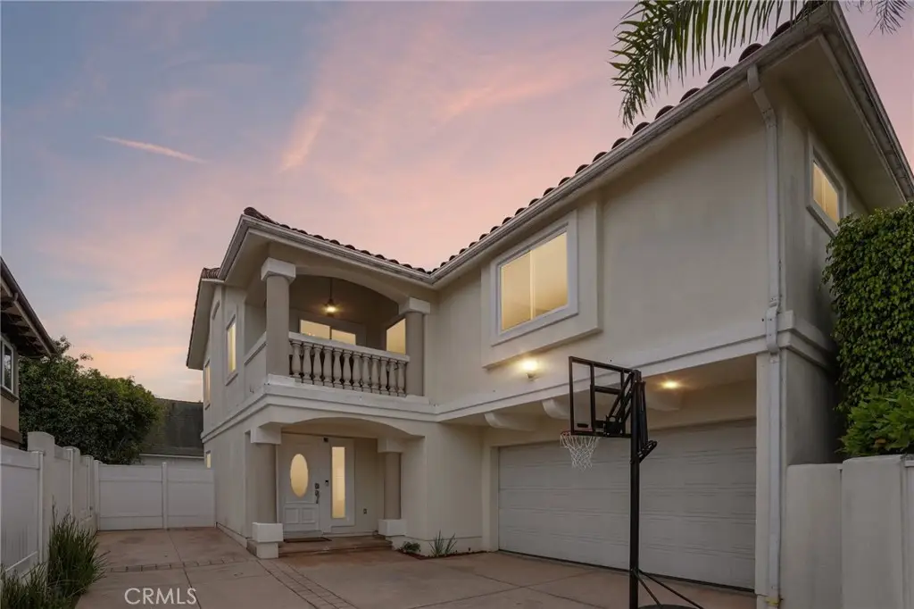 2116 Ernest Avenue #B, Redondo Beach, CA 90278 - #1