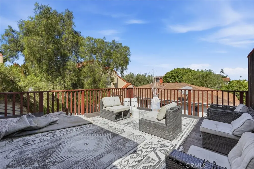 2304 Voorhees Ave, Redondo Beach, CA 90278 - #1