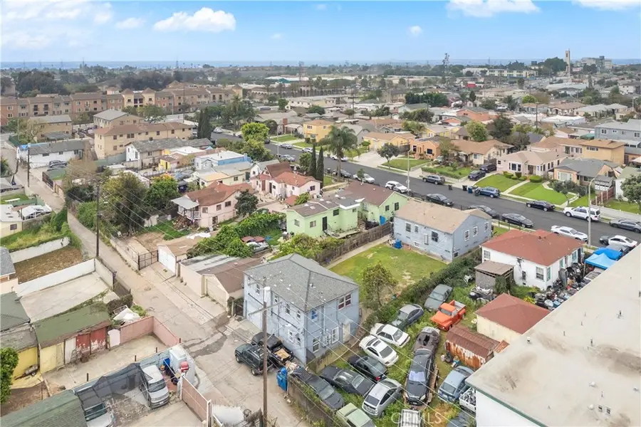 11210 Van Buren, Los Angeles, CA 90044 - #2