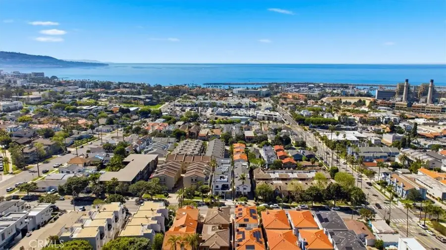 617 N Irena Avenue #A, Redondo Beach, CA 90277 - #3