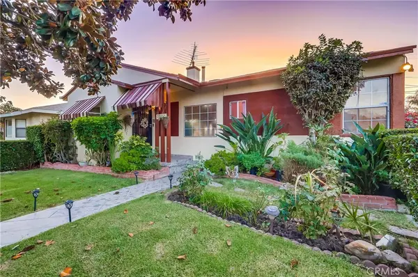 10441 W Zamora, Los Angeles, CA 90002