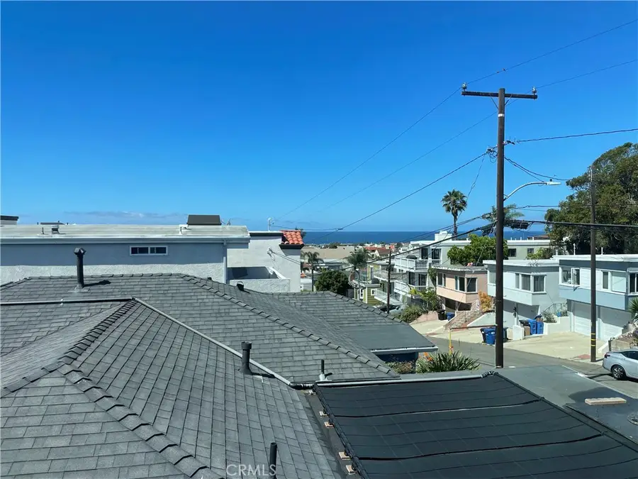 1002 3rd St, Hermosa Beach, CA 90254 - #3