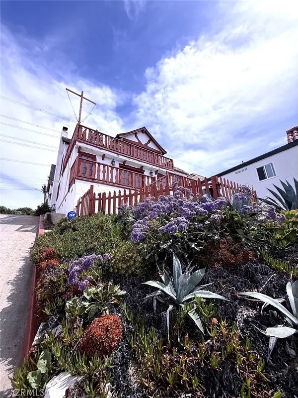 4308 Crest Drive, Manhattan Beach, CA 90266