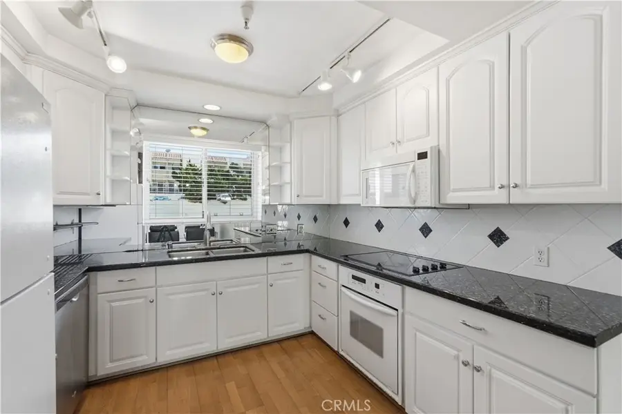 29641 S Western Avenue #211, Rancho Palos Verdes, CA 90275 - #3