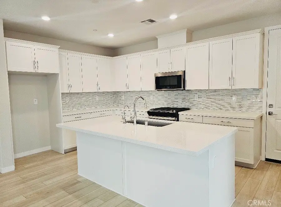 27637 Ensemble, Valencia, CA 91381 - #3
