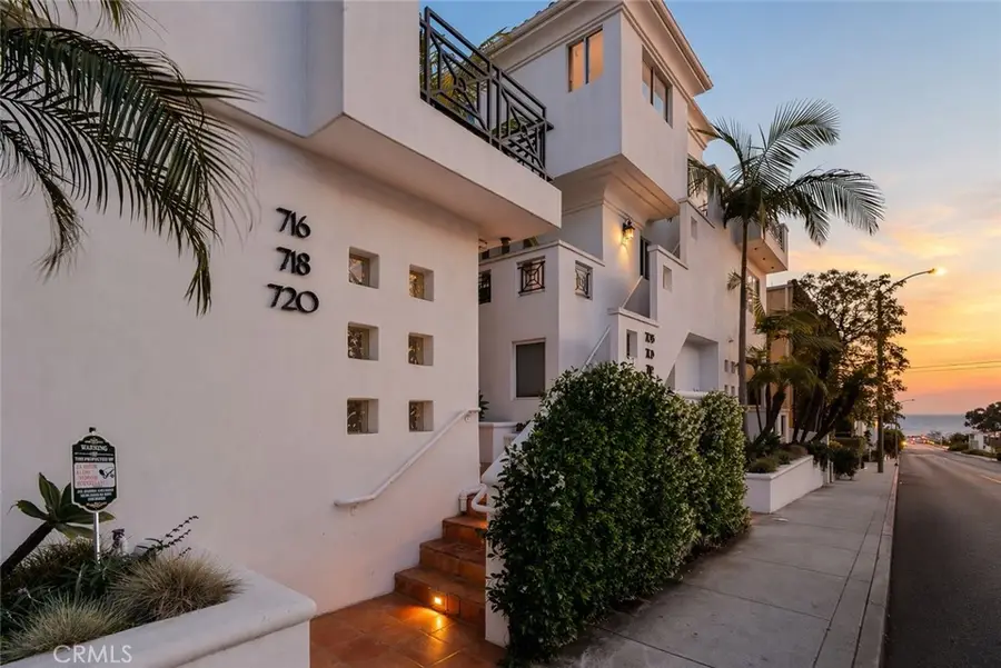 720 Manhattan Beach, Manhattan Beach, CA 90266 - #2
