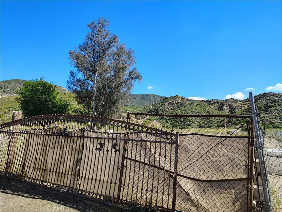 27512 Oak Spring Canyon Road, Canyon Country, CA 91387 - #2
