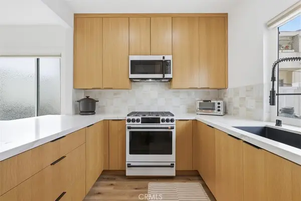 11936 Gorham, Los Angeles, CA 90049