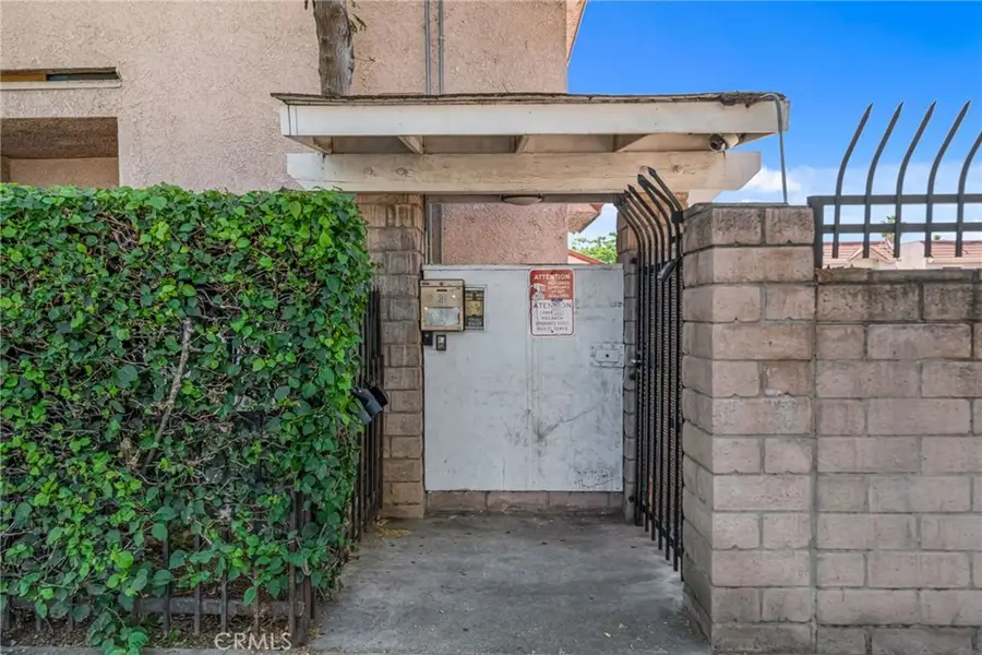 10943 Laurel Canyon #B9, San Fernando, CA 91340 - #3