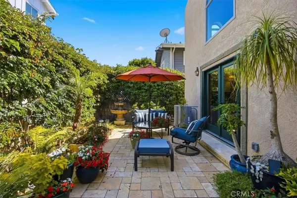 2302 Harriman Lane, Redondo Beach, CA 90278