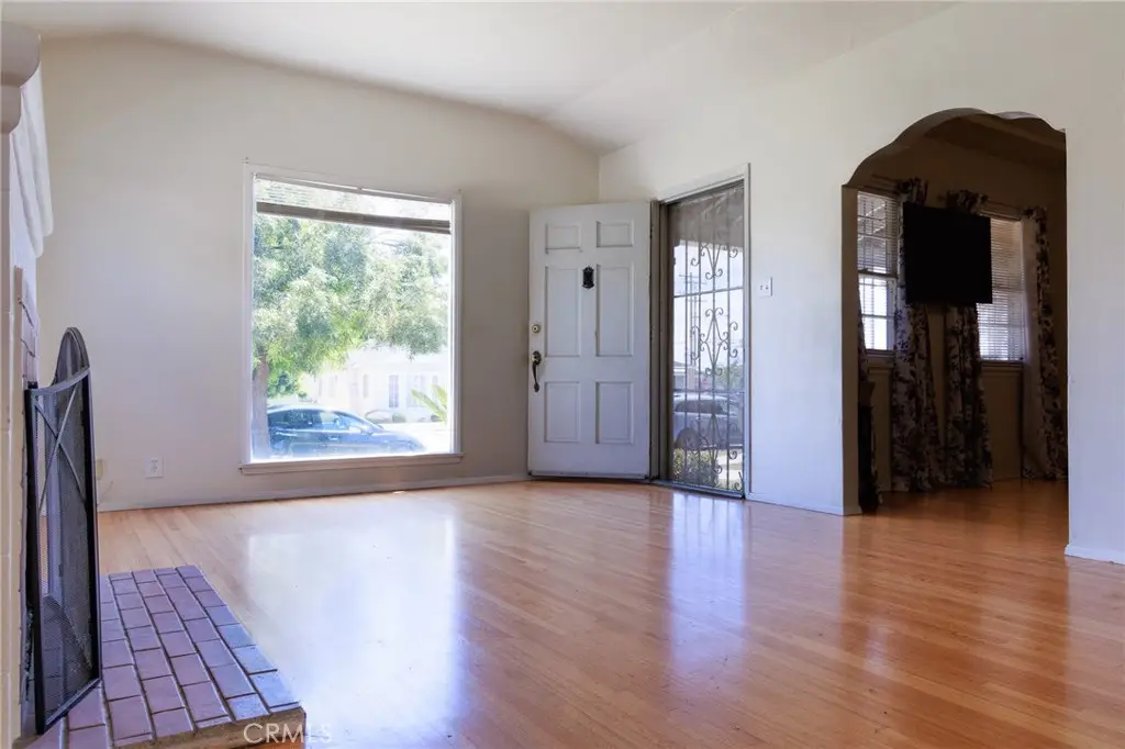 8847 Ruthelen, Los Angeles, CA 90047 - #1