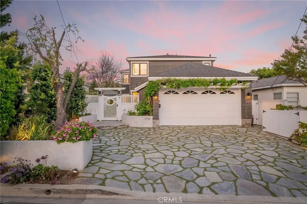 1704 N Poinsettia, Manhattan Beach, CA 90266 - #1
