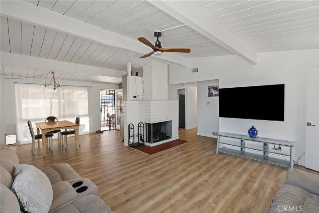 15420 Bonsallo Avenue, Gardena, CA 90247 - #1