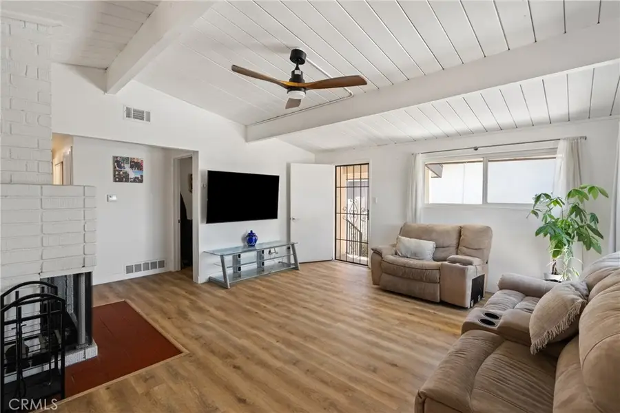 15420 Bonsallo Avenue, Gardena, CA 90247 - #3
