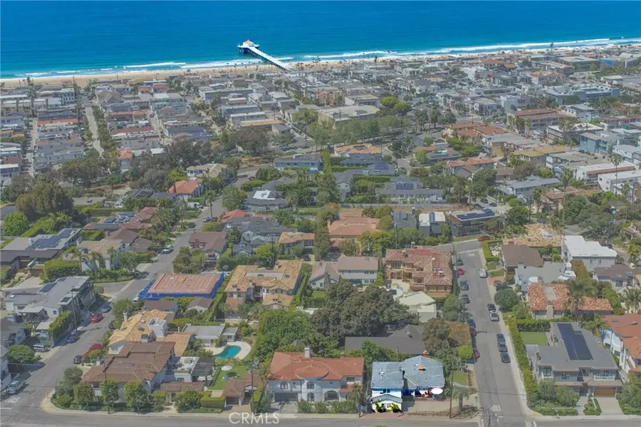 744 10th, Manhattan Beach, CA 90266 - #3