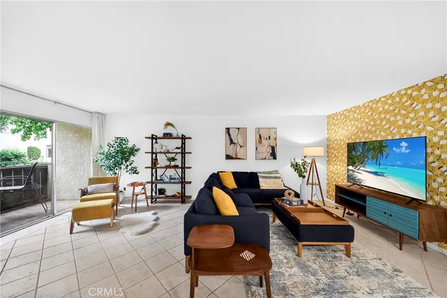 15020 Victory Boulevard #104, Van Nuys, CA 91411 - #2
