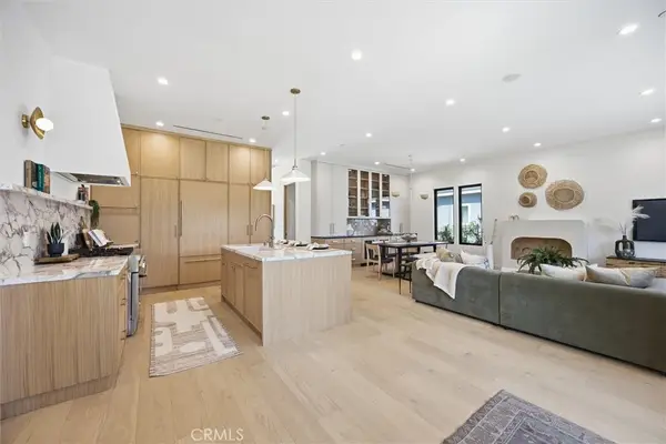 4221 Sunnyside Avenue, Los Angeles, CA 90066
