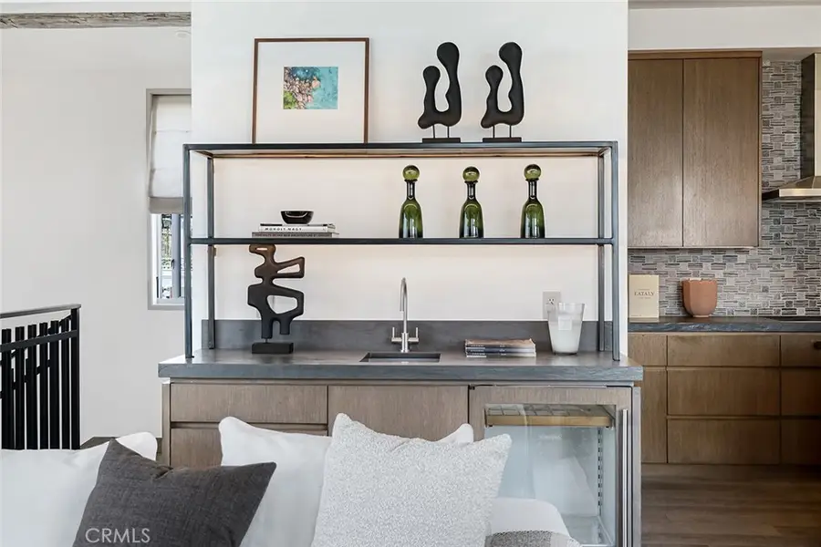 216 4th, Manhattan Beach, CA 90266 - #3